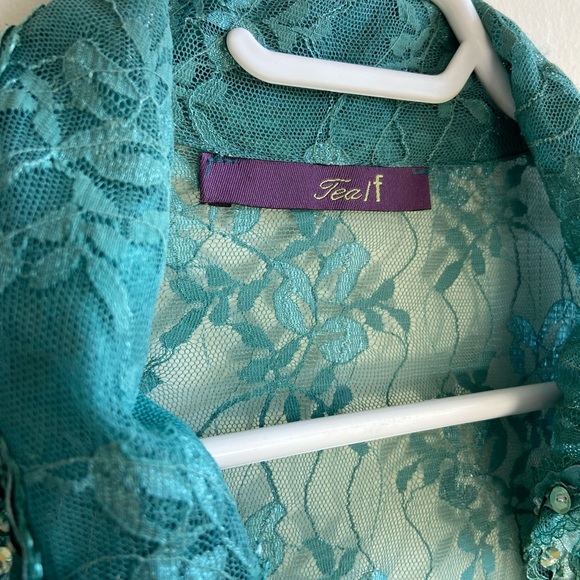 Tea Brand Lace Bolero - Picture 3 of 6